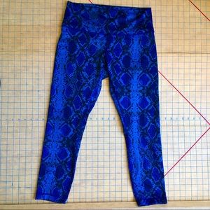 Lululemon Wunder Under legging. Ziggy snake